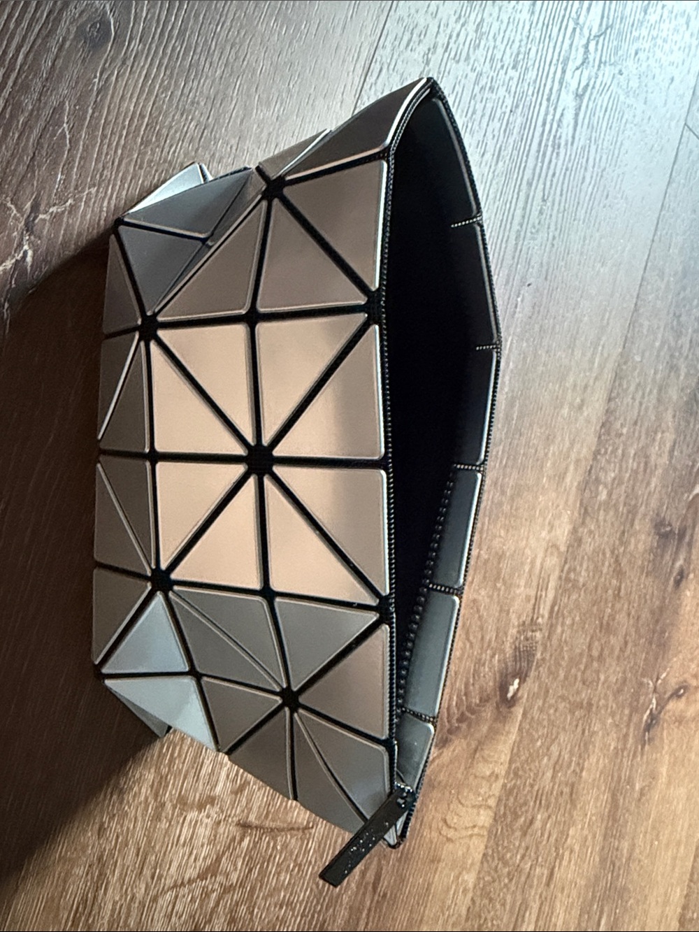 Issey Miyake Bao Bao Geometric Silver Tile Clutch - Picture 3 of 6
